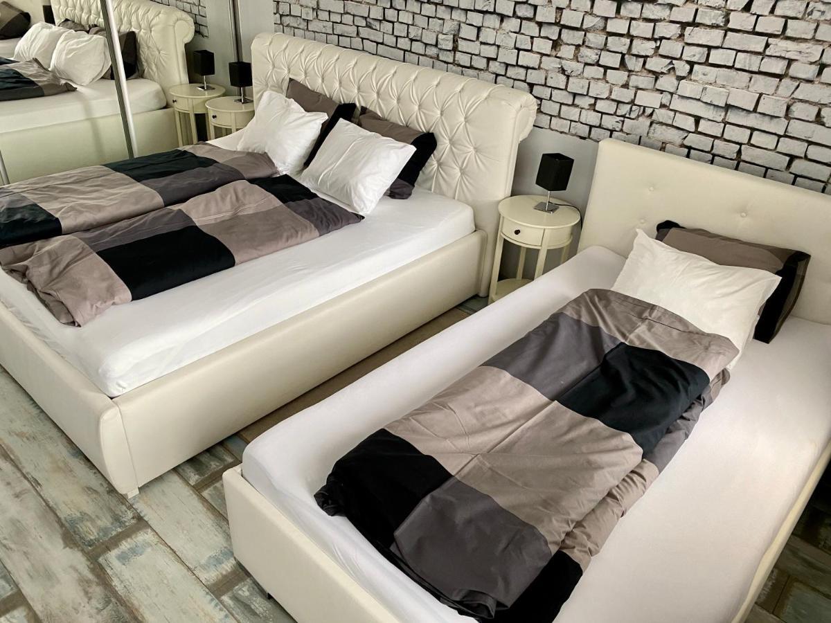 Royal City Centre Apartment Poprad Bagian luar foto