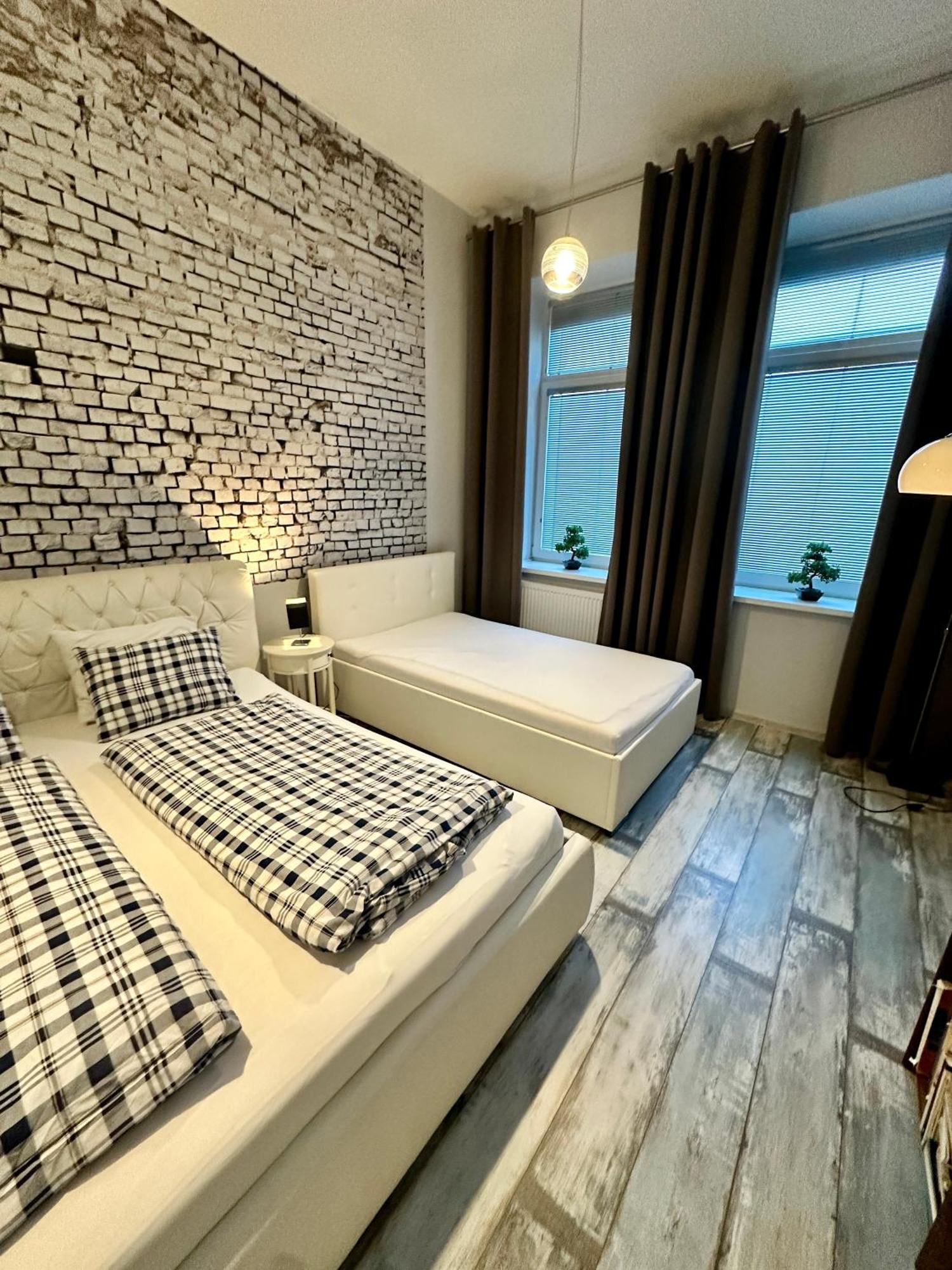 Royal City Centre Apartment Poprad Bagian luar foto