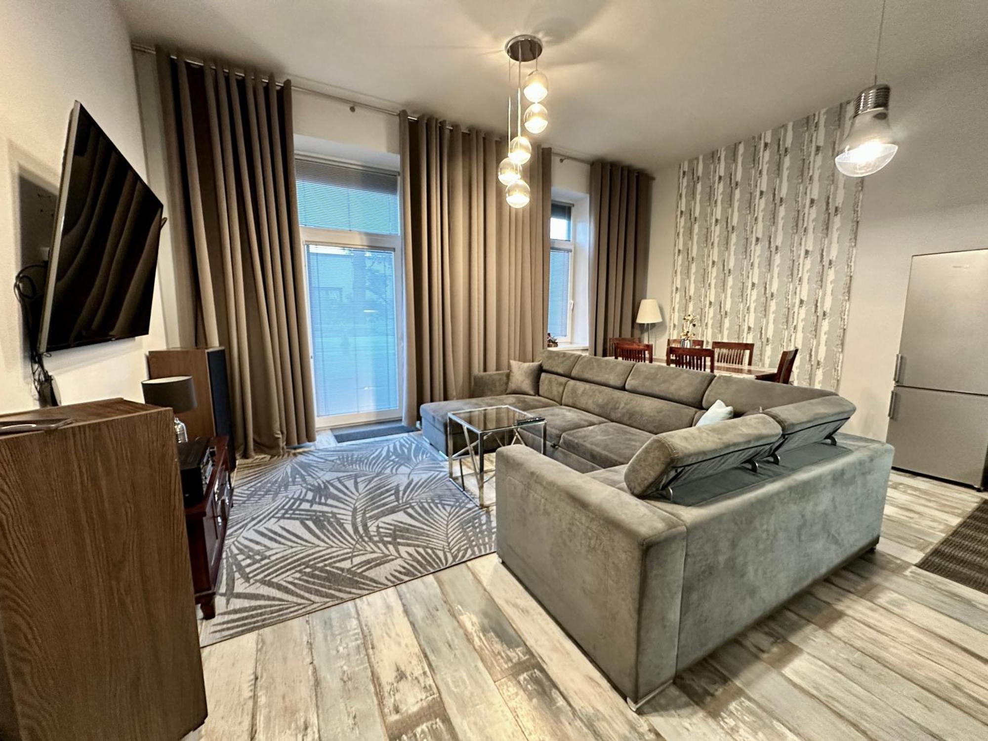 Royal City Centre Apartment Poprad Bagian luar foto